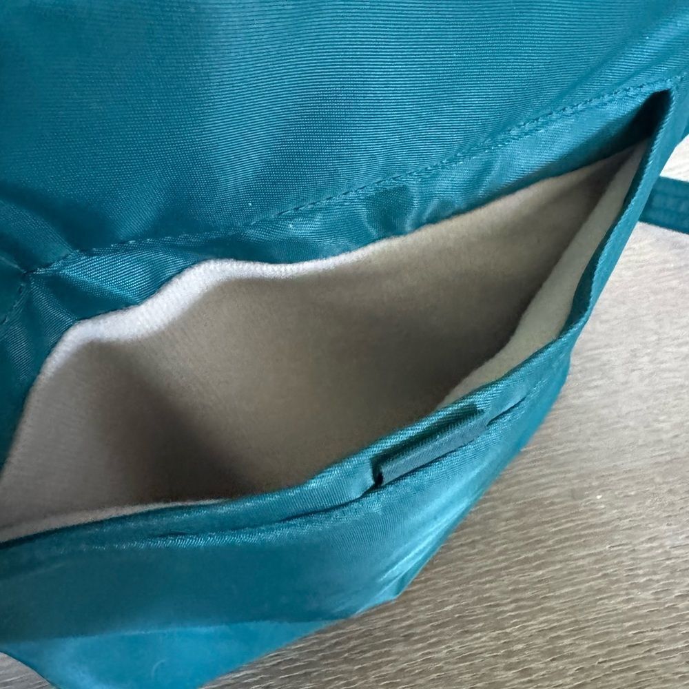 LUG Adagio Teal Green Quilted Travel Crossbody Purse - Picture 4 of 10